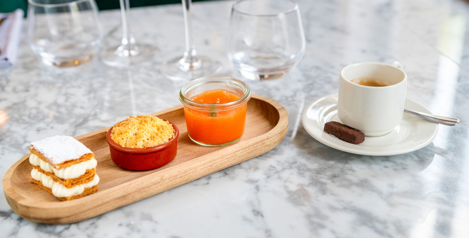 Taste fresh, organic, and gourmet cuisine at Mercure Lyon Centre Château Perrache’s restaurant, Belles Saisons.