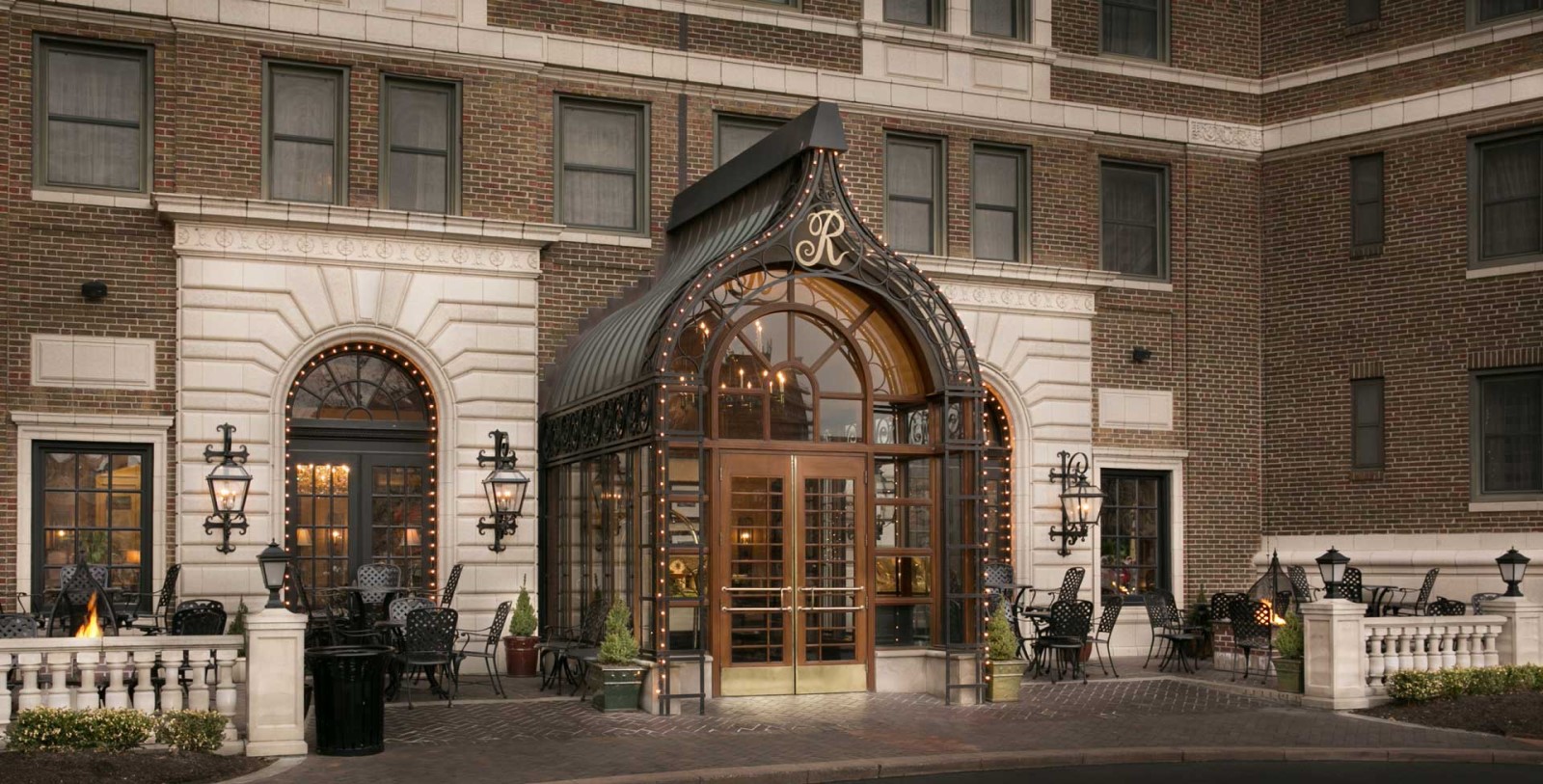 Image of Hotel Front Entrance at The Raphael Hotel, 1928, Member of Historic Hotels of America, in Kansas City, Missouri, Special Offers, Discounted Rates, Families, Romantic Escape, Honeymoons, Anniversaries, Reunions