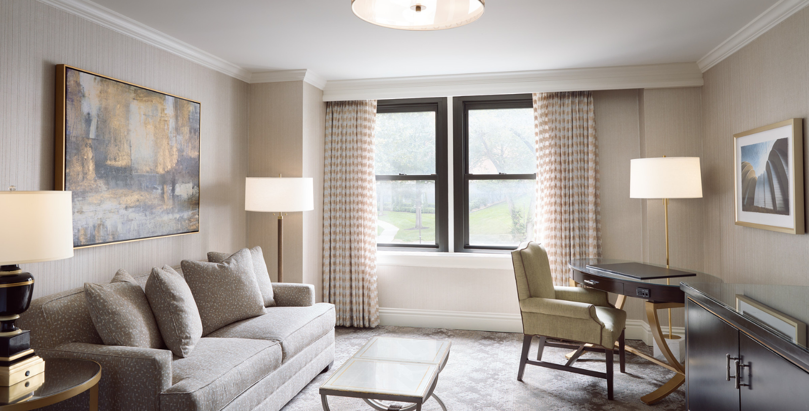 Image of Guestroom at The Raphael Hotel, 1928, Member of Historic Hotels of America, in Kansas City, Missouri, Accommodations