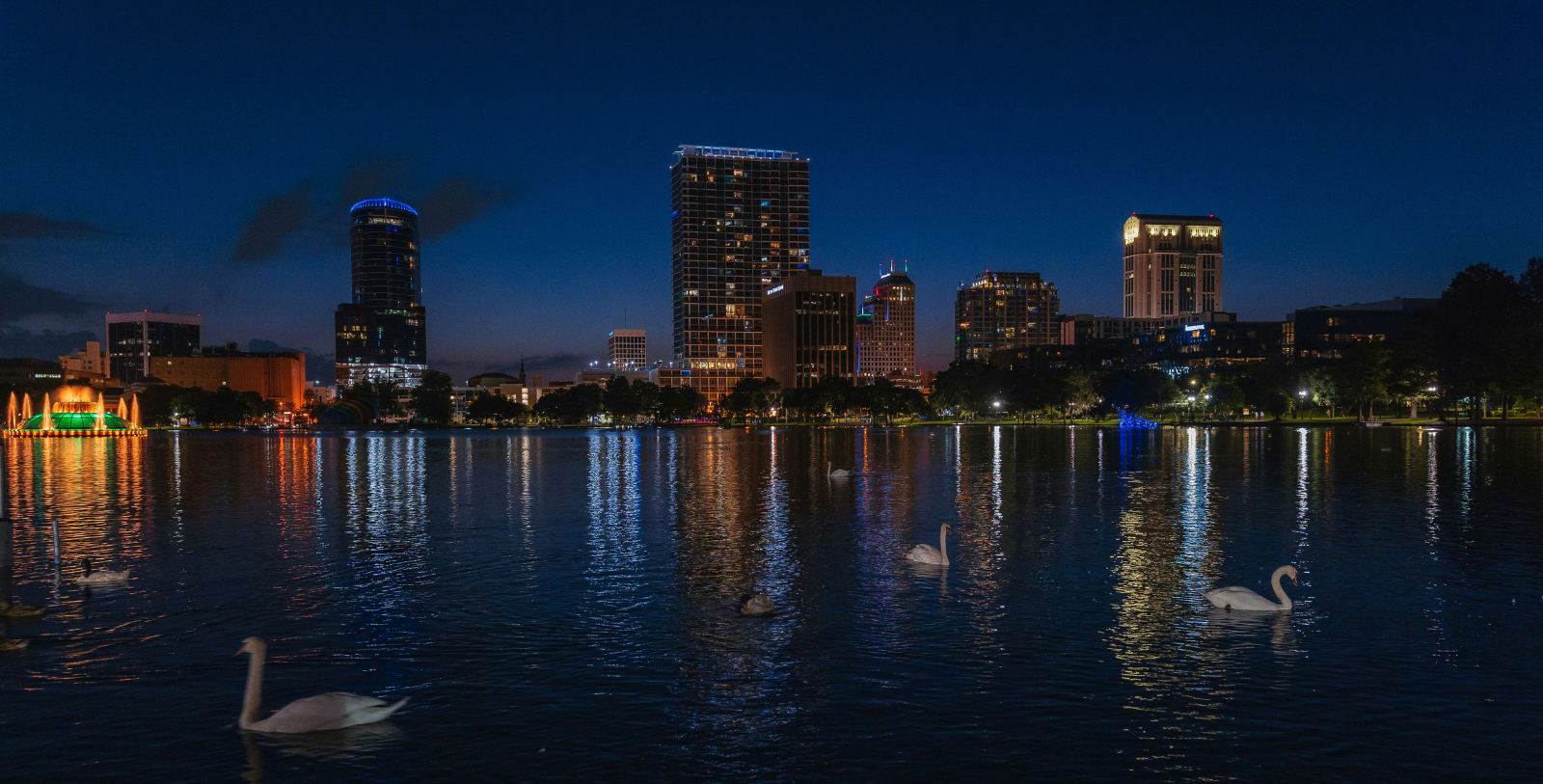 Uncover the best that Howey-in-the-Hills and the Greater Orlando area have to offer, including fascinating museums, enchanting theme parks, charming small towns, and beautiful natural spaces.