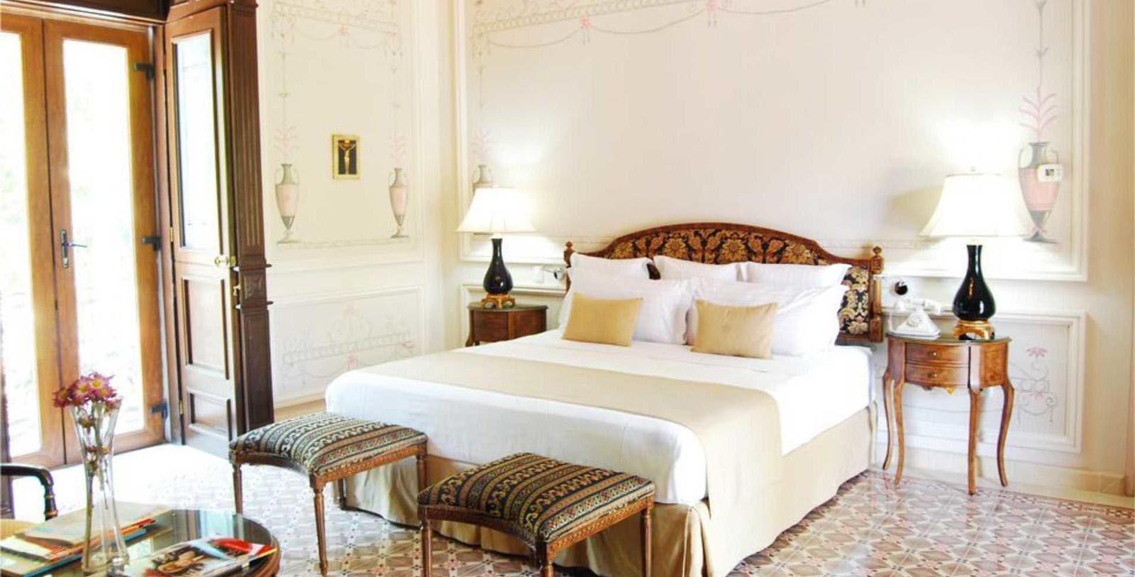 Tour the Museo Fernando García Ponce-Macay, the Teatro Armando Manzanero, and the Plaza Grande nearby.