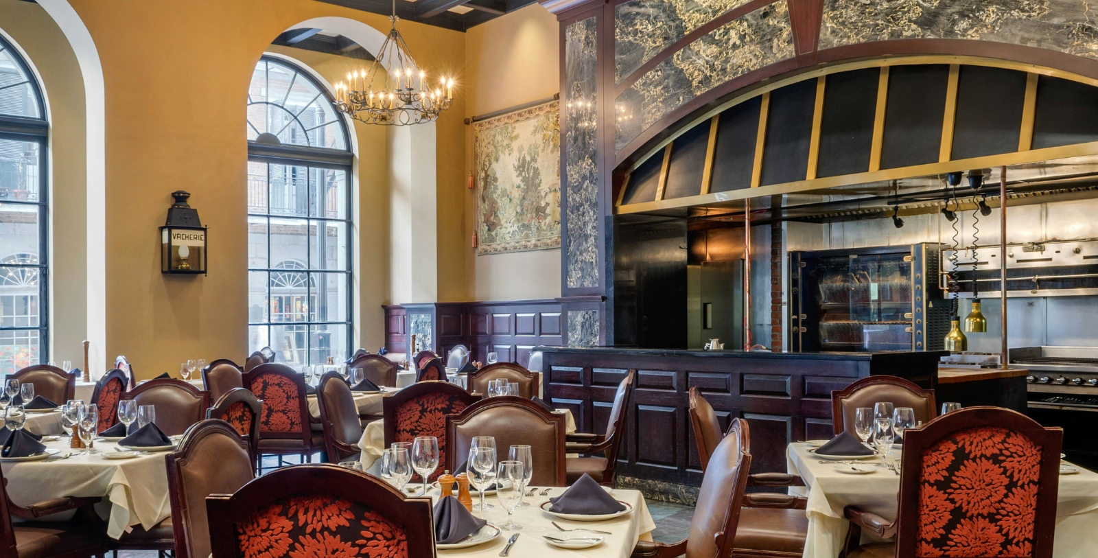 Taste New Orleans favorites at a jazz brunch at Omni Royal Orlean’s premier restaurant, the Rib Room.