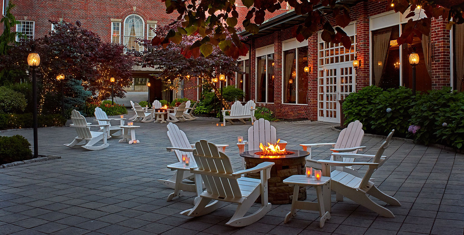 Experience a cruise in Narragansett Bay and see Newport from the water