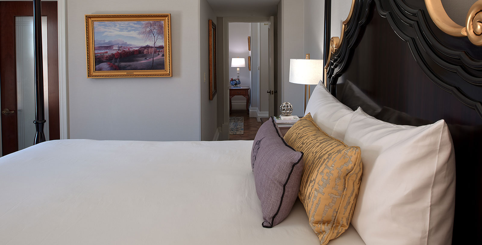 Image of Guestroom Interior The Hotel Viking, 1926, Member of Historic Hotels of America, in Newport, Rhode Island, Accommodations