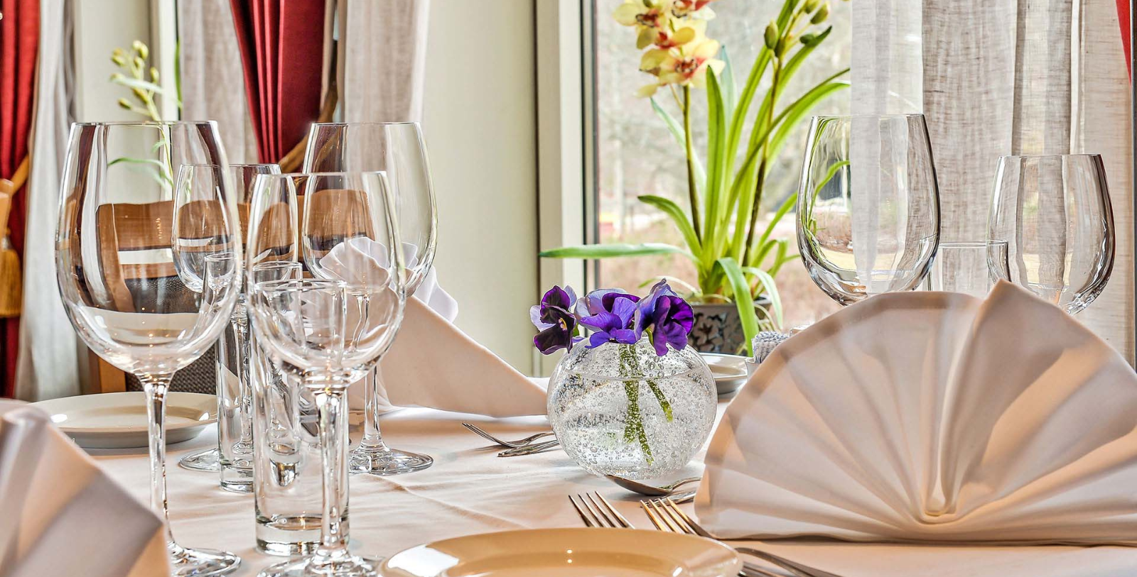 Sample homespun dishes featuring both traditionally Norwegian and more international flavors at the hotel’s on-site eateries.