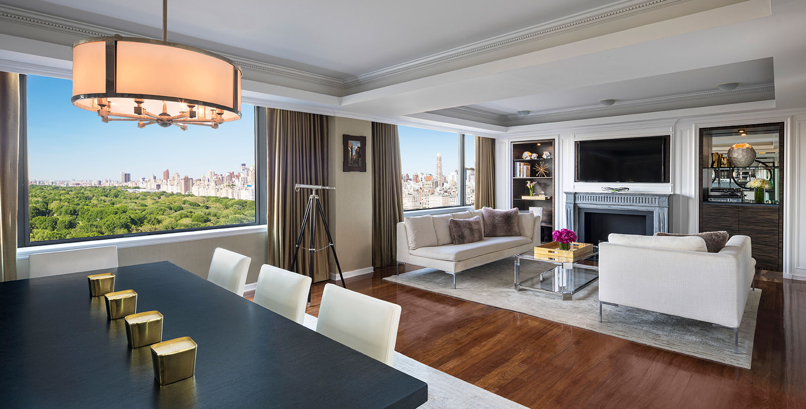 Experience Time Warner Center, the Central Park Zoo, Carnegie Hall, and the Lincoln Center for the Performing Arts mere moments away.