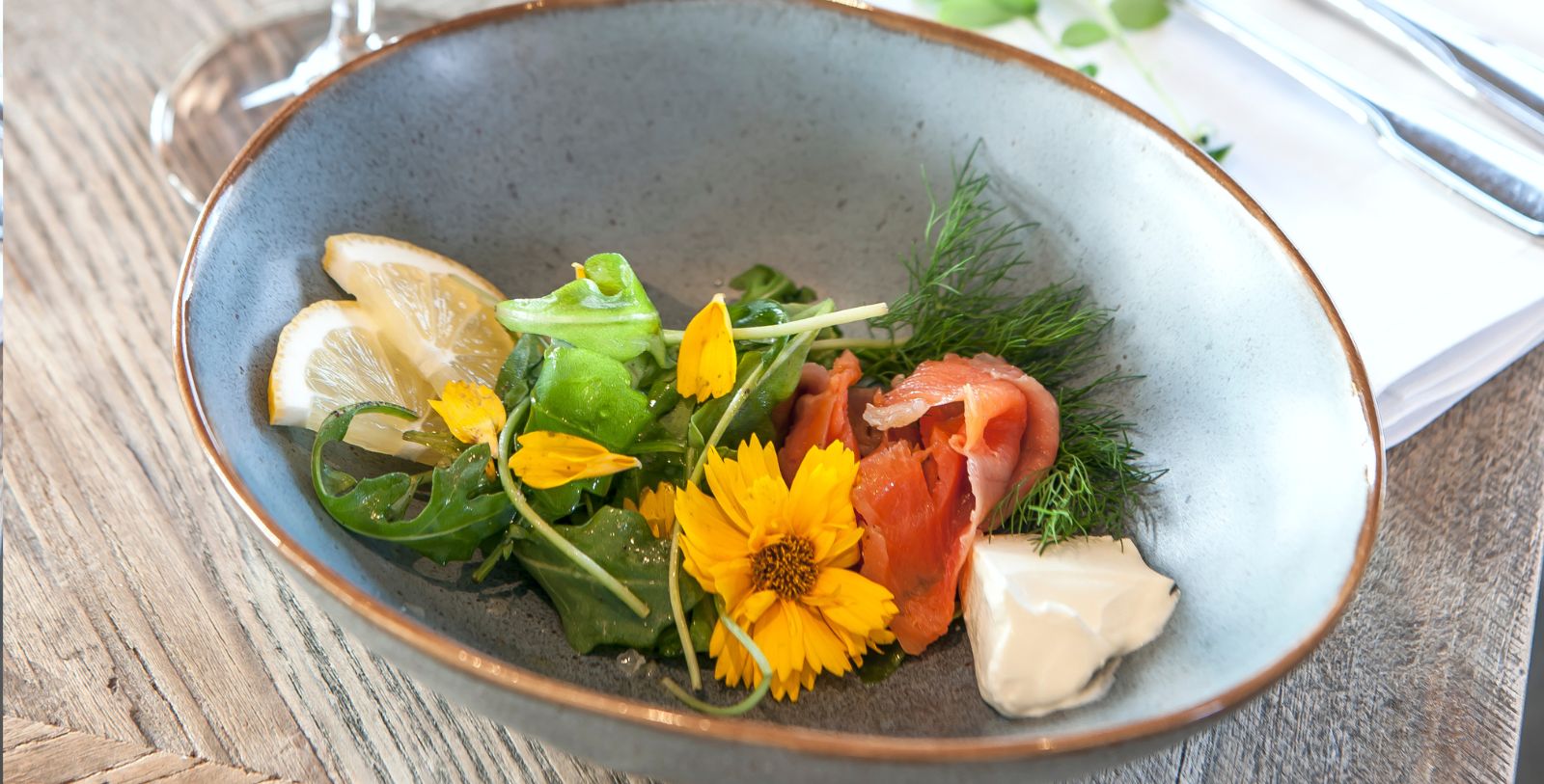 Taste delicious Norwegian cheeses and beers at Danebu Kongsgaard’s onsite restaurants.