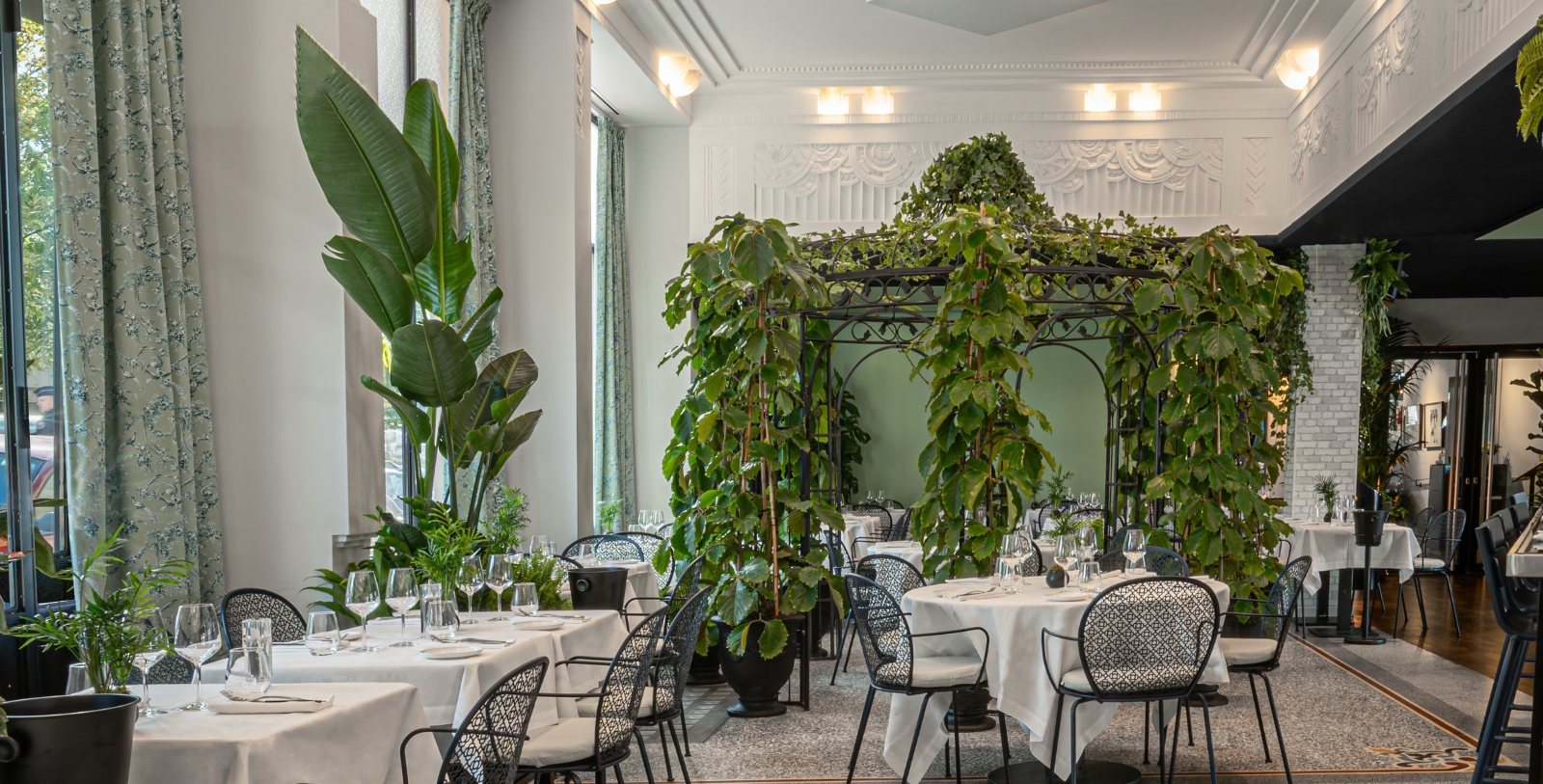 Image of Lounge Area Hôtel Molitor Paris - MGallery by Sofitel, 1929, Member of Historic Hotels Worldwide, in Paris, France, Hot Deals