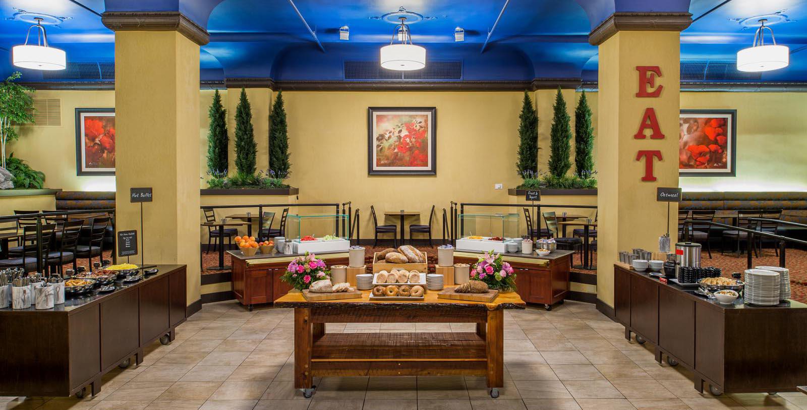 Taste regional cuisine at Mother's Bistro.