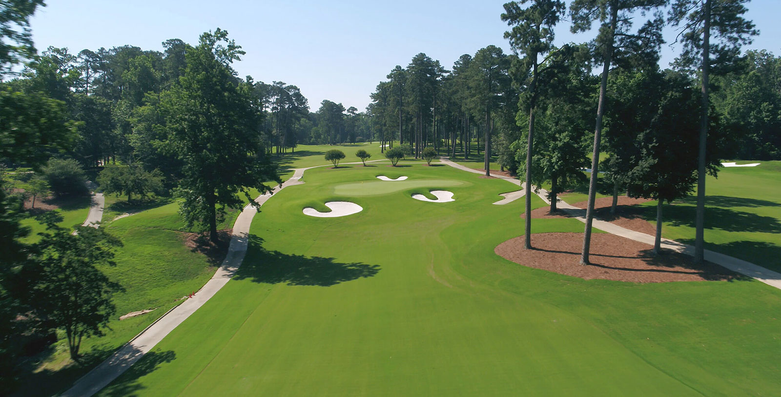 Image of Williamsburg Lodge, Autograph Collection, and Colonial Houses, 1750, Member of Historic Hotels of America, in Williamsburg Virginia, Experience