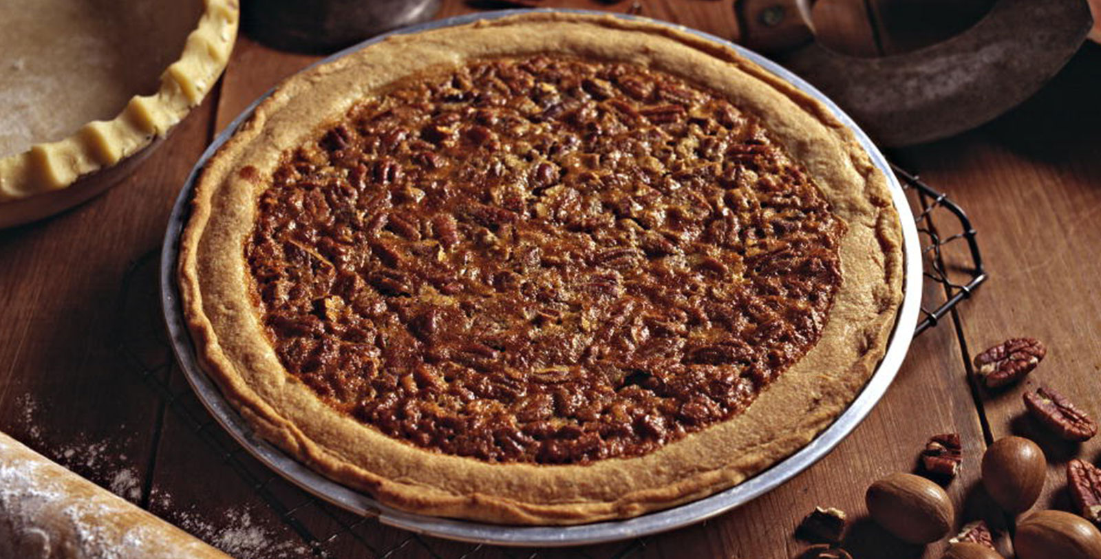 Taste cozy colonial Southern cuisine at the reconstructed 1766 Josiah Chownings Tavern.