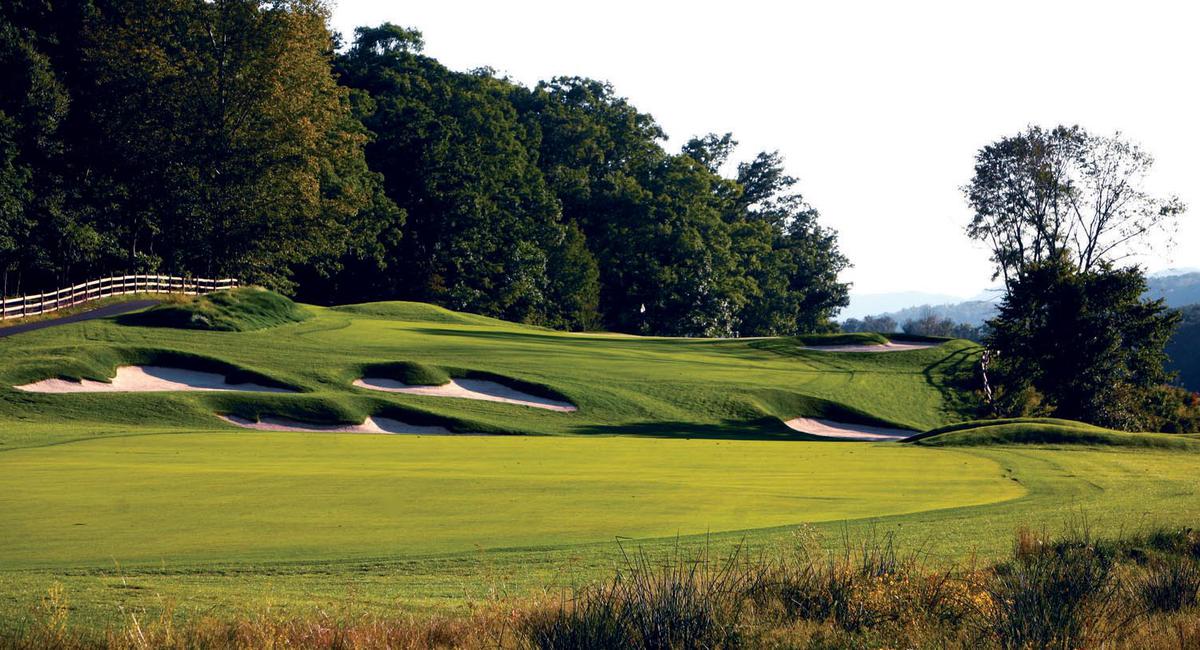 Experience the Bedford Heritage Trail.