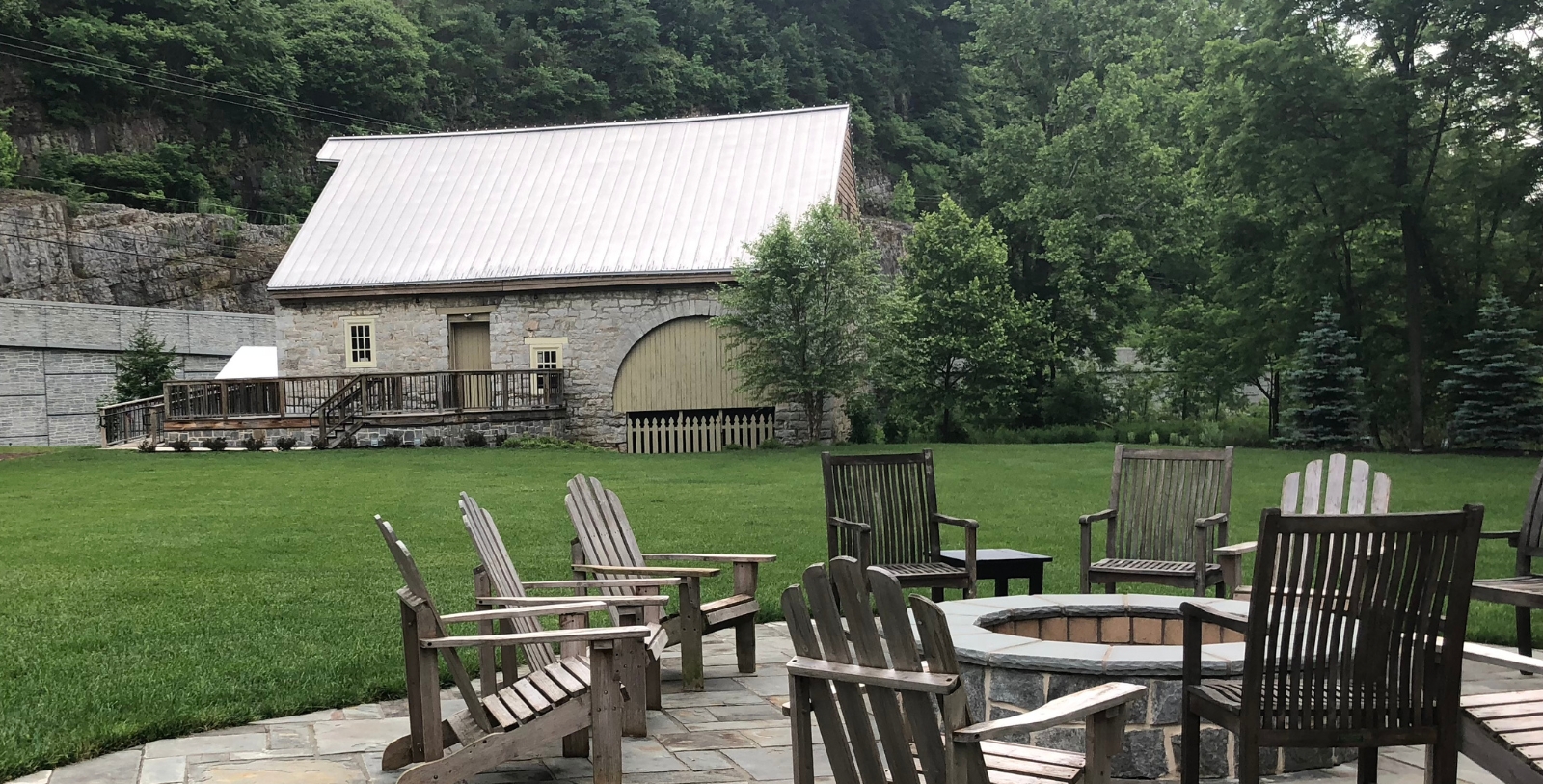 Experience the Bedford Heritage Trail.