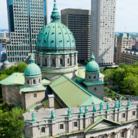 Cathédrale Marie-Reine-du-Monde