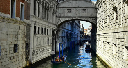 Ponte Dei Sospiri (Bridge Of Sighs)