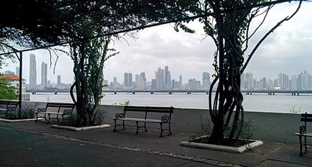 Paseo De Las Bóvedas 