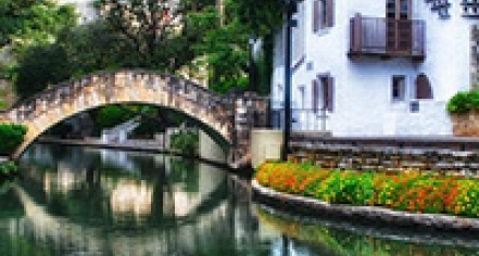 La Villita Historic Arts Village