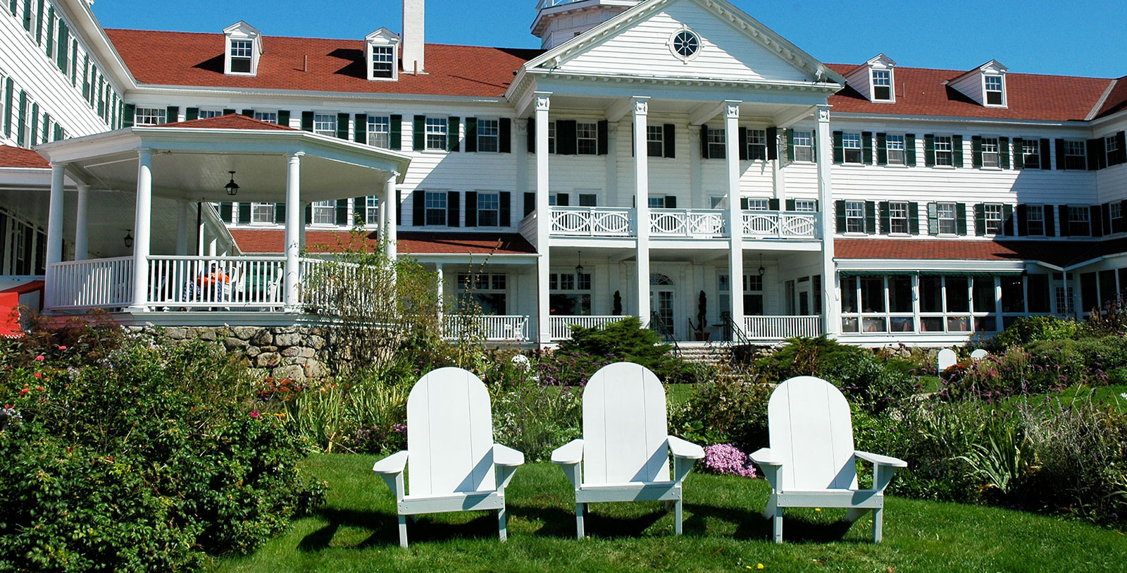 Experience the Wells National Research Reserve at Laudholm Farm.