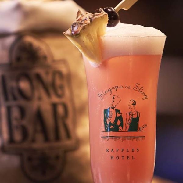 Raffles_Singapore_1897_Singapore_Credit_Historic_Hotels_Worldwide_and_Raffles_Singapore_-_Singapore_Sling.jpg
