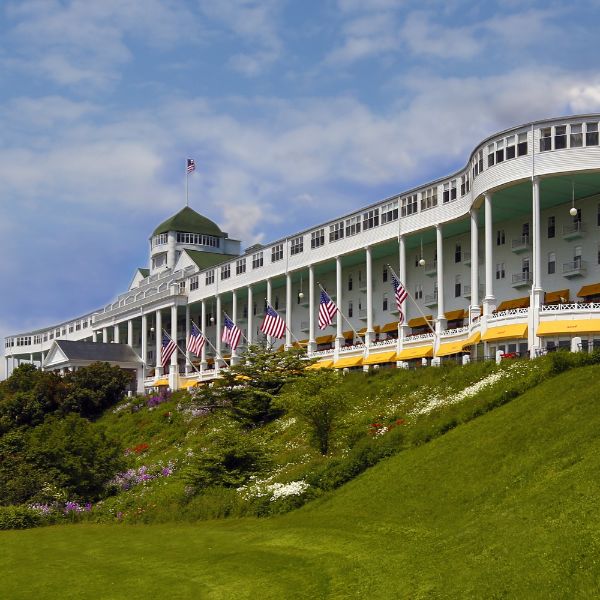Grand_Hotel-_Mackinac.jpg