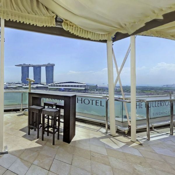 The_Fullerton_Hotel_Singapore.jpg