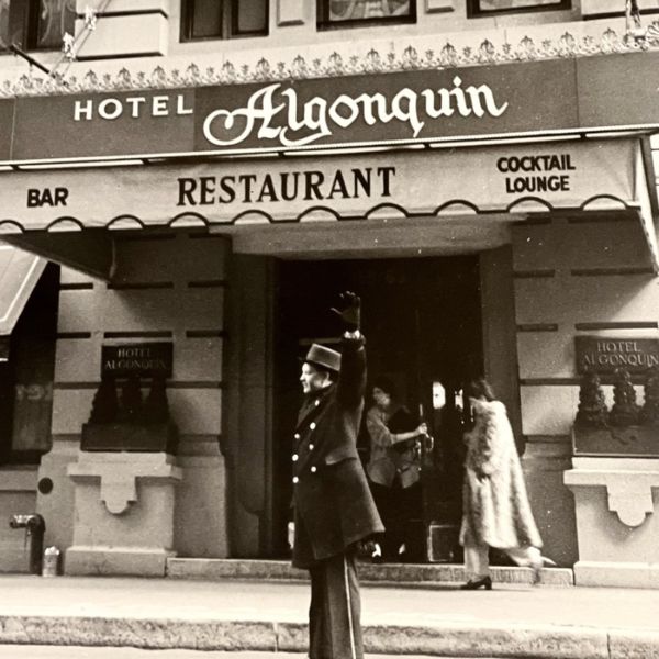 The_Algonquin_Hotel.jpg