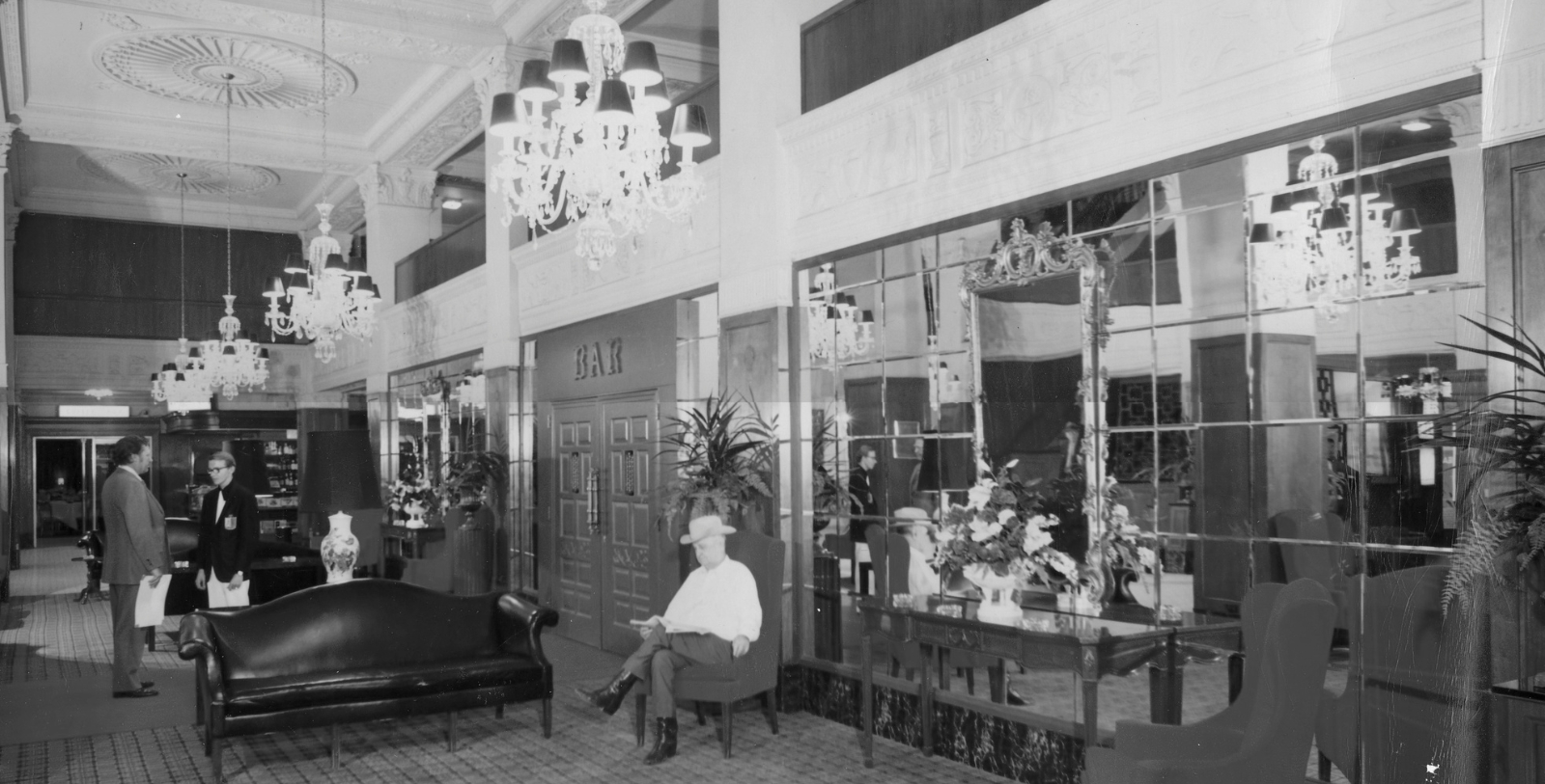 Historical Image of Exterior of The Gunter Hotel San Antonio Riverwalk (1909), a member of Historic Hotels of America since 2025, San Antonio, Texas