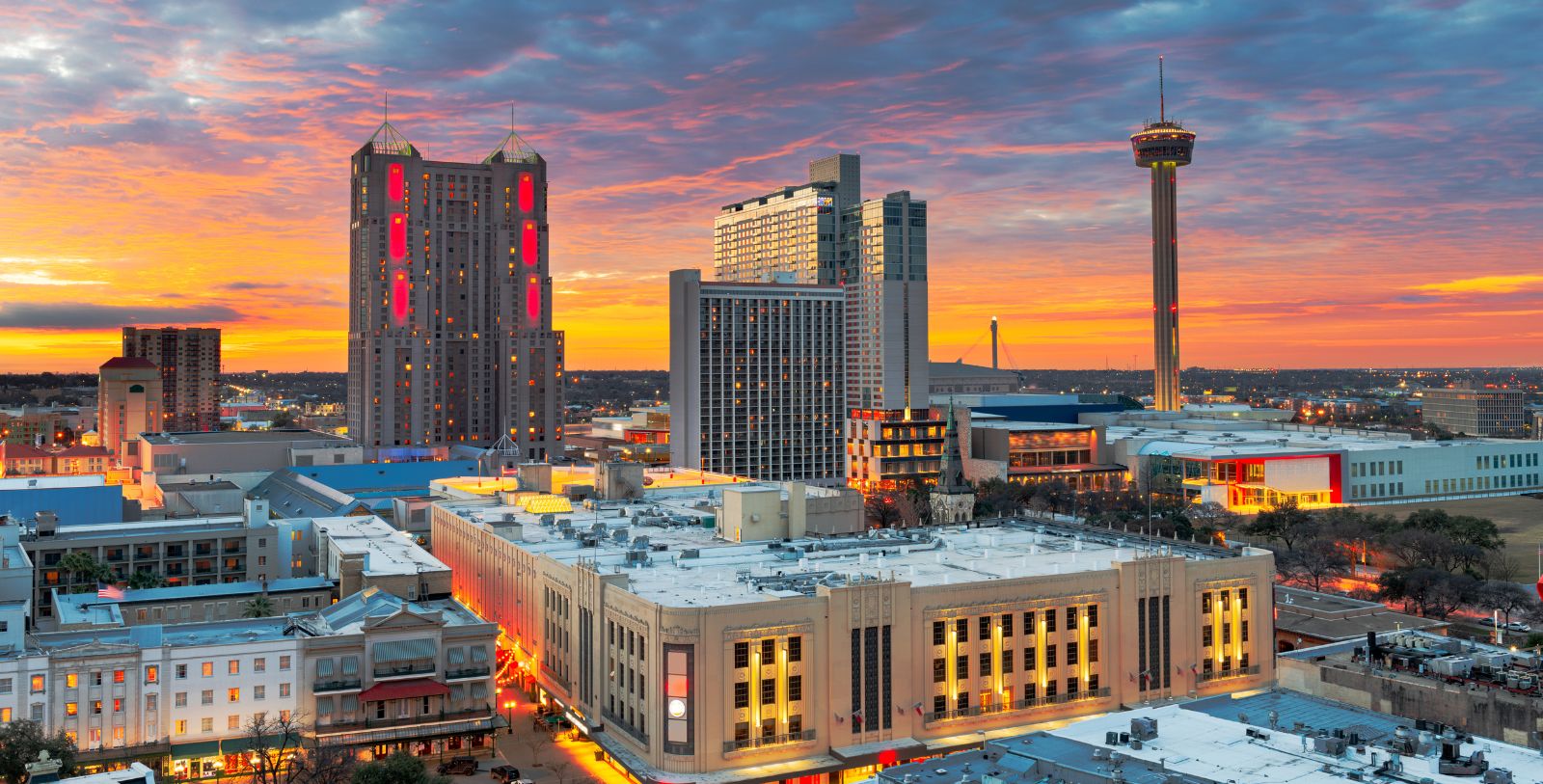 Visit San Antonio, one of the oldest cities in Texas and dotted with eighteenth-century buildings and modern attractions.