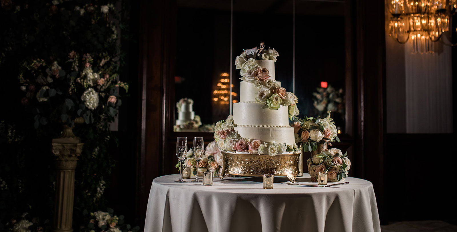 Image of Wedding Cake, The DeSoto, 1890, Member of Historic Hotels of America, in Savannah, Georgia, Weddings