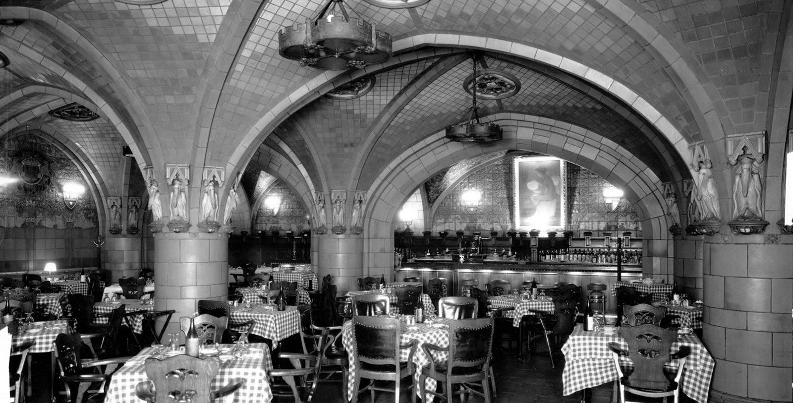 Historic Image of Old Seelbach Bar at The Seelbach Hilton Louisville, 1905, Member of Historic Hotels of America, in Louisville, Kentucky, Discover