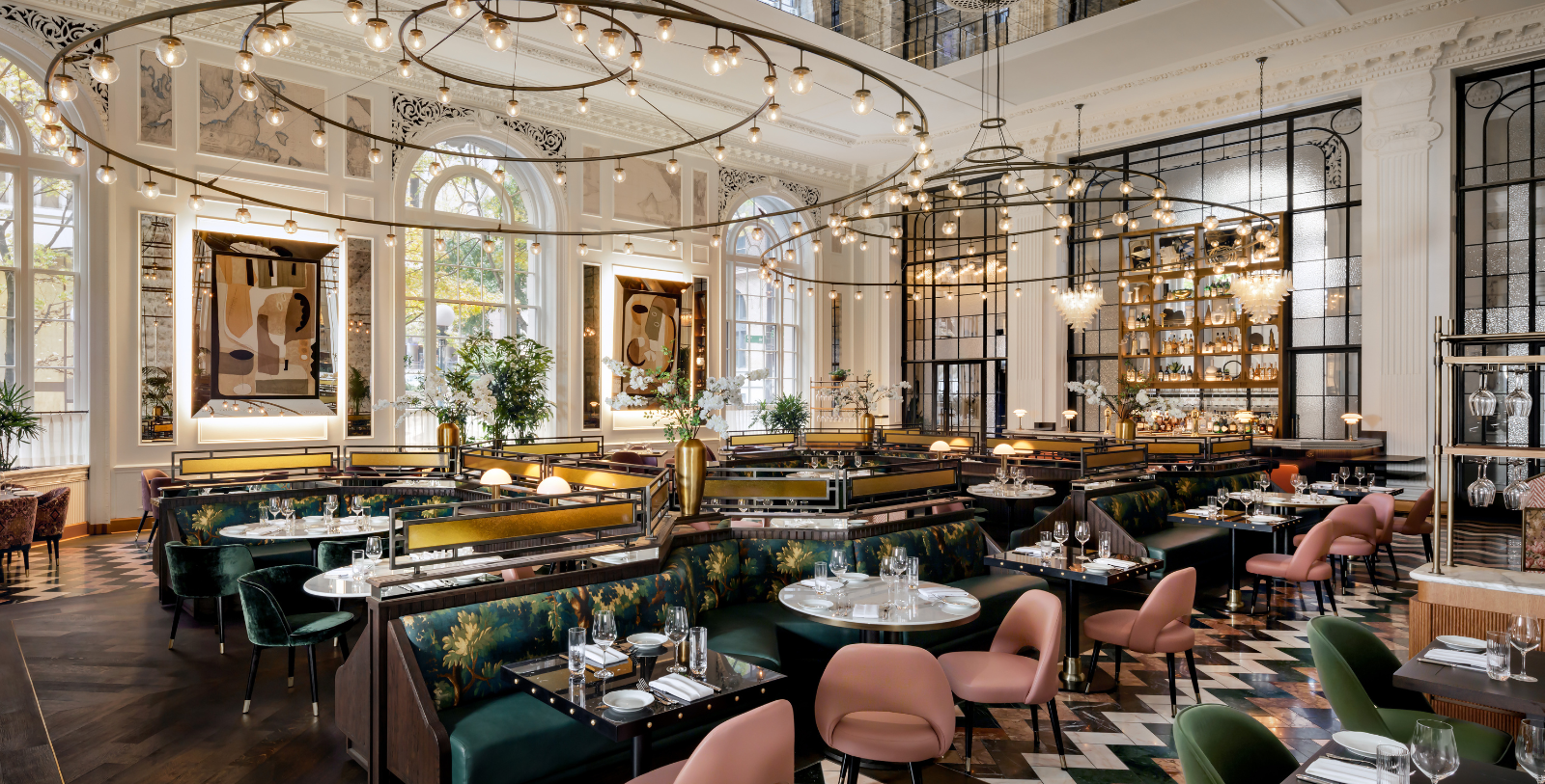 Image of The George restaurant, Fairmont Olympic Hotel, 1924, Member of Historic Hotels of America, in Seattle, Washington, Dining
