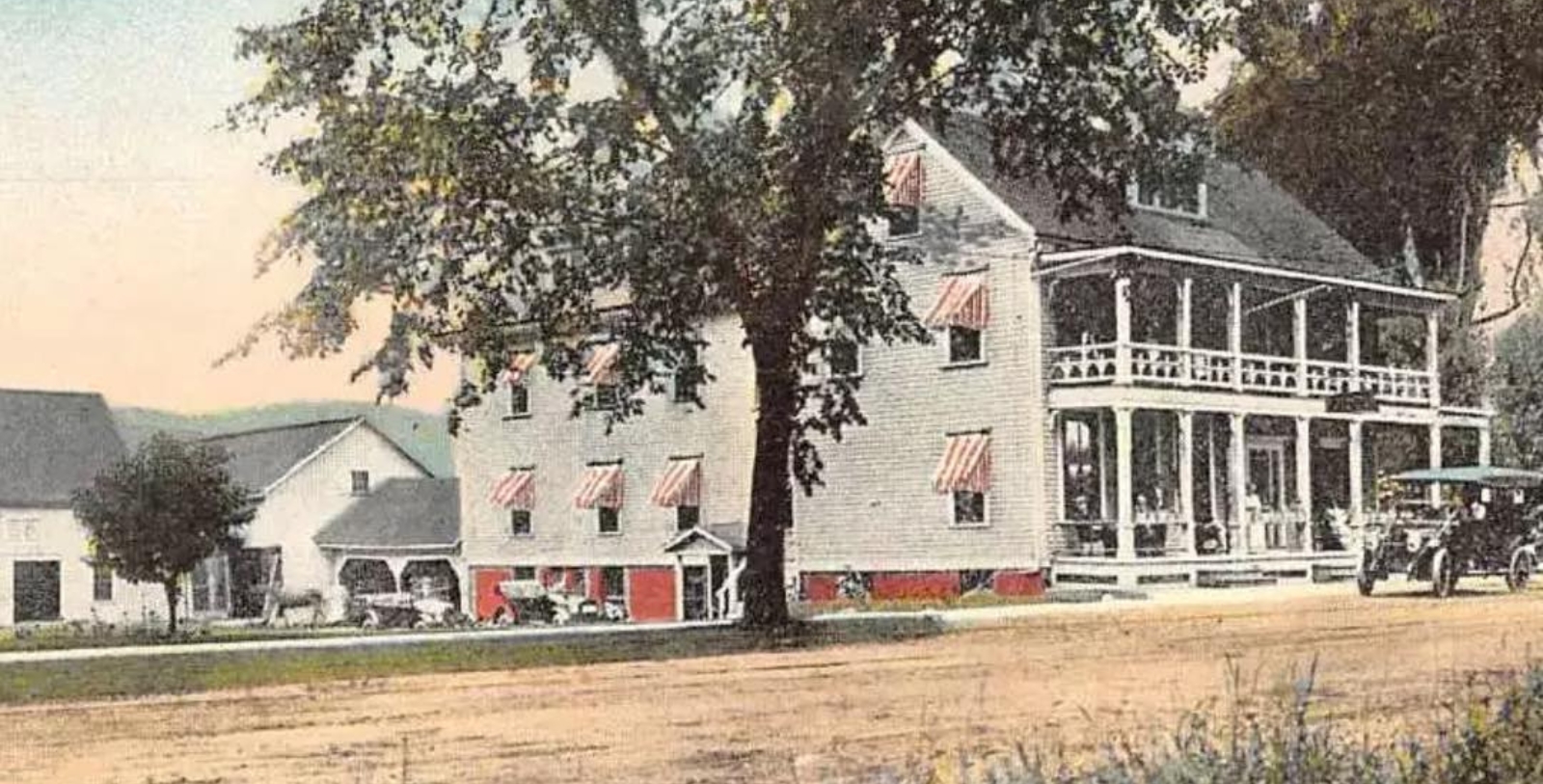 Discover the classic Colonial Revival style of Deerfield Inn.