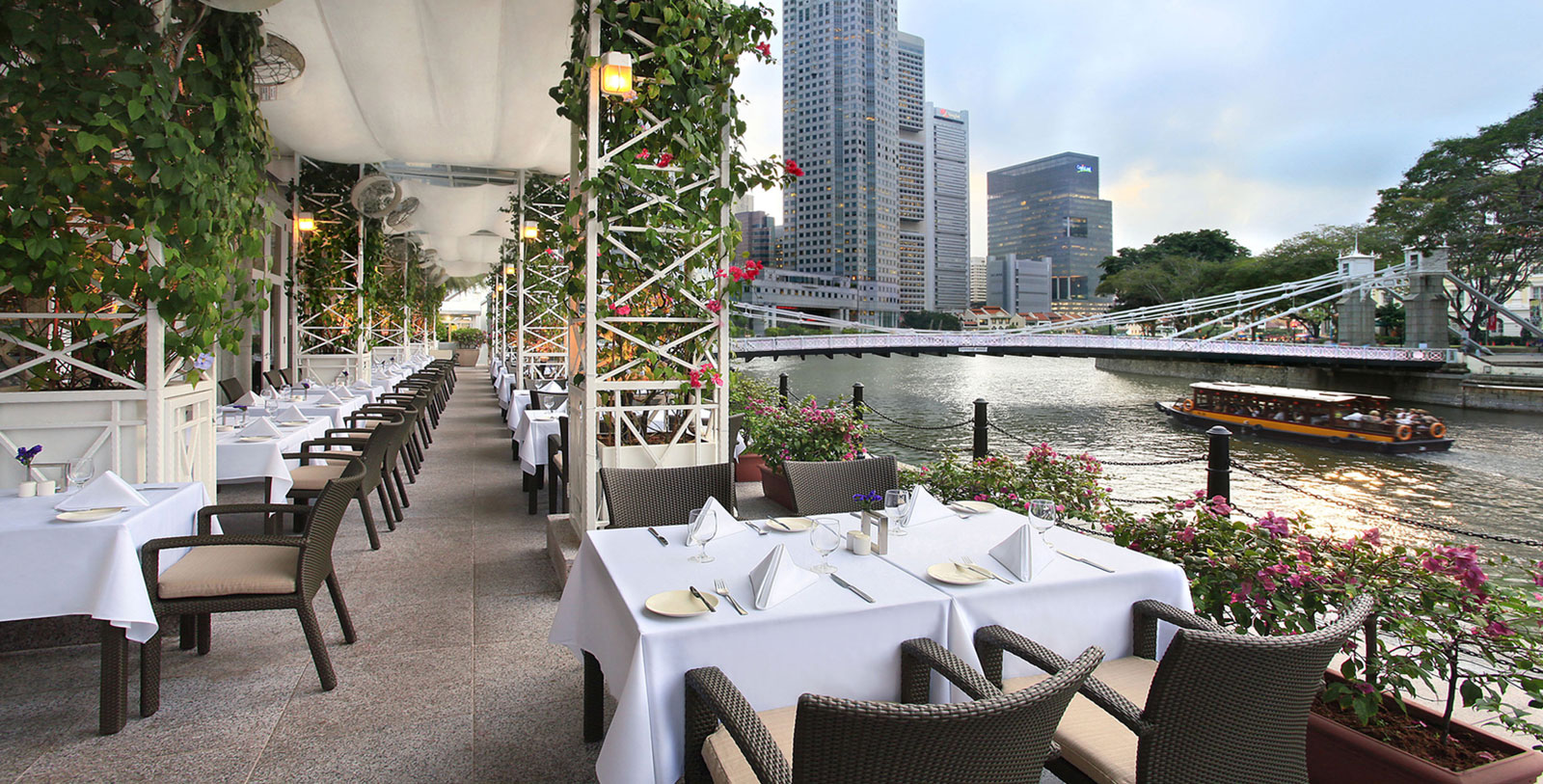 Image of Town Restaurant, The Fullerton Hotel Singapore, 1924, Member of Historic Hotels Worldwide, in Singapore, Dining
