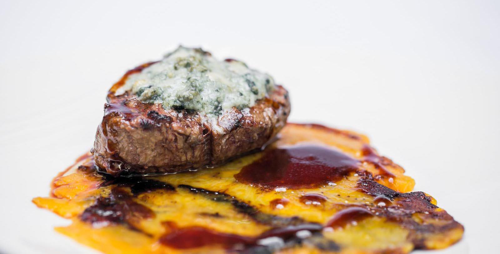 Taste Puerto Rican flabors at La Bombonera