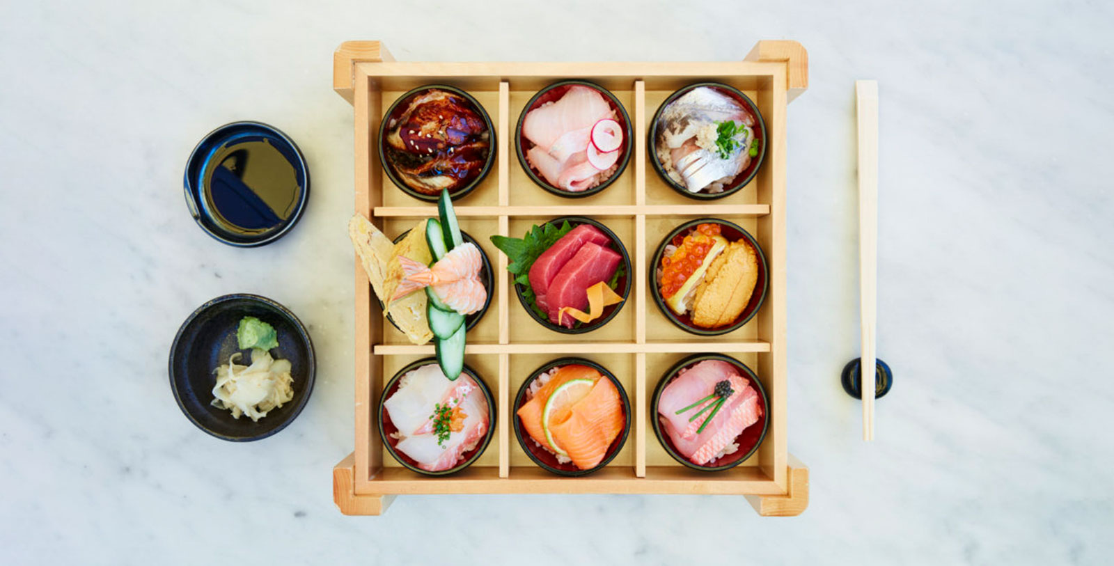 Taste all the elements of a perfect happy hour in The Bungalow of the Fairmont Miramar.