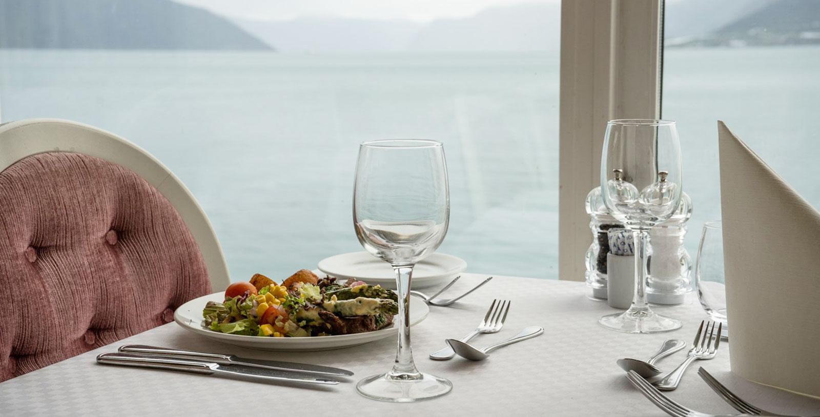 Image of Dining, Kviknes Hotel, 1752, Member of Historic Hotels Worldwide, in Balestrand, Norway, Dining