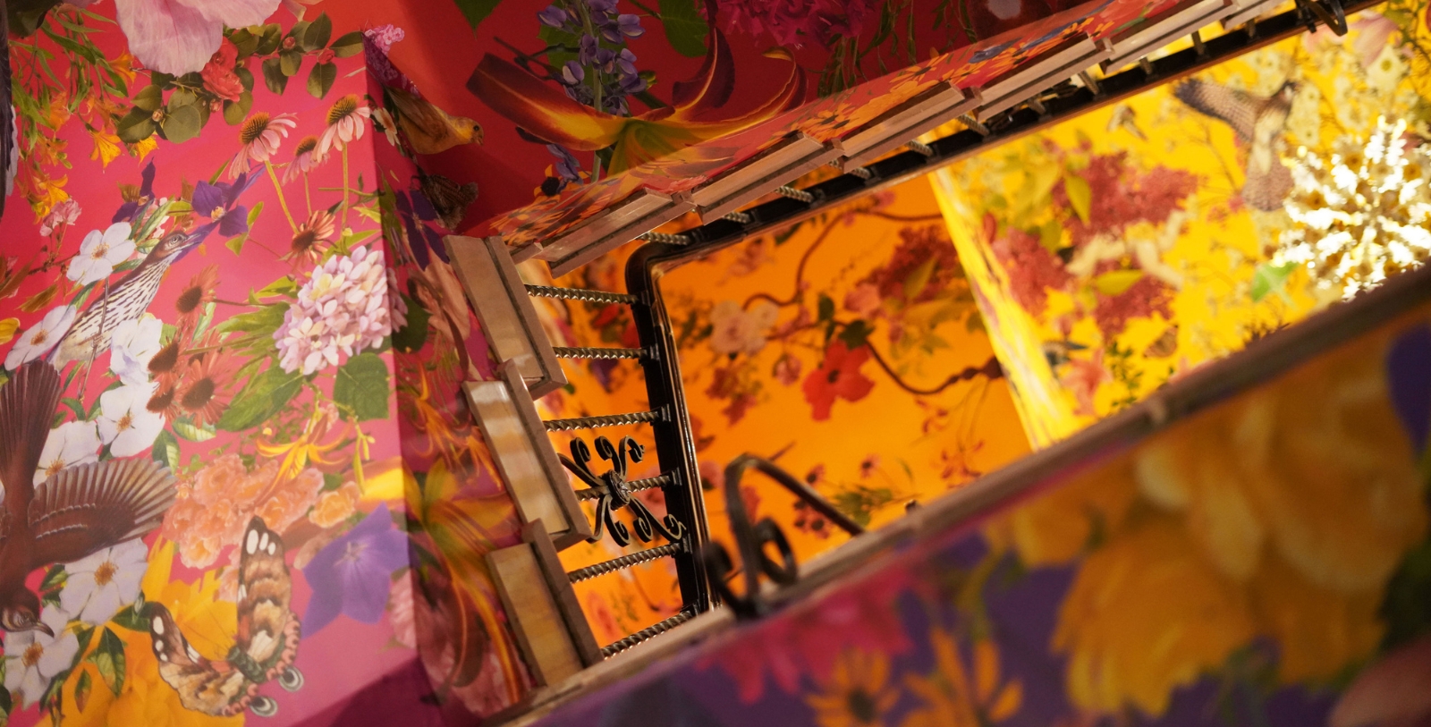 Experience what it means to infuse everyday spaces with access to contemporary art at 21c Museum Hotel St. Louis.