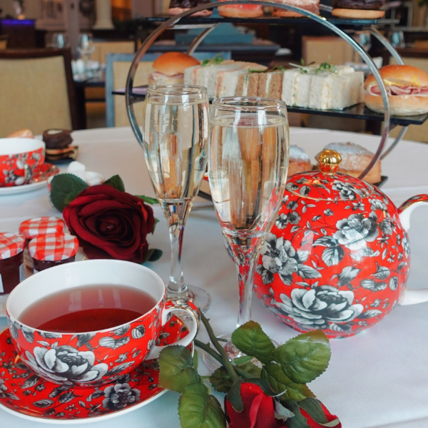 Oatlands_Park_Hotel_-_Weybridge_England