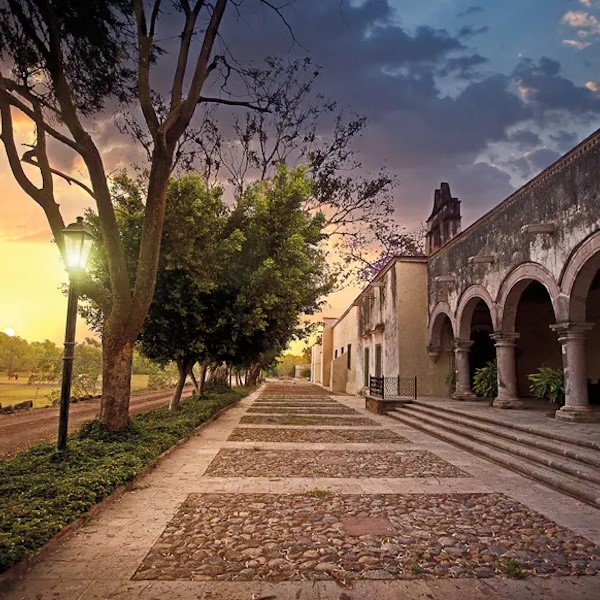 Hacienda_Labor_de_Rivera_Credit_Historic_Hotels_Worldwide_square.jpg
