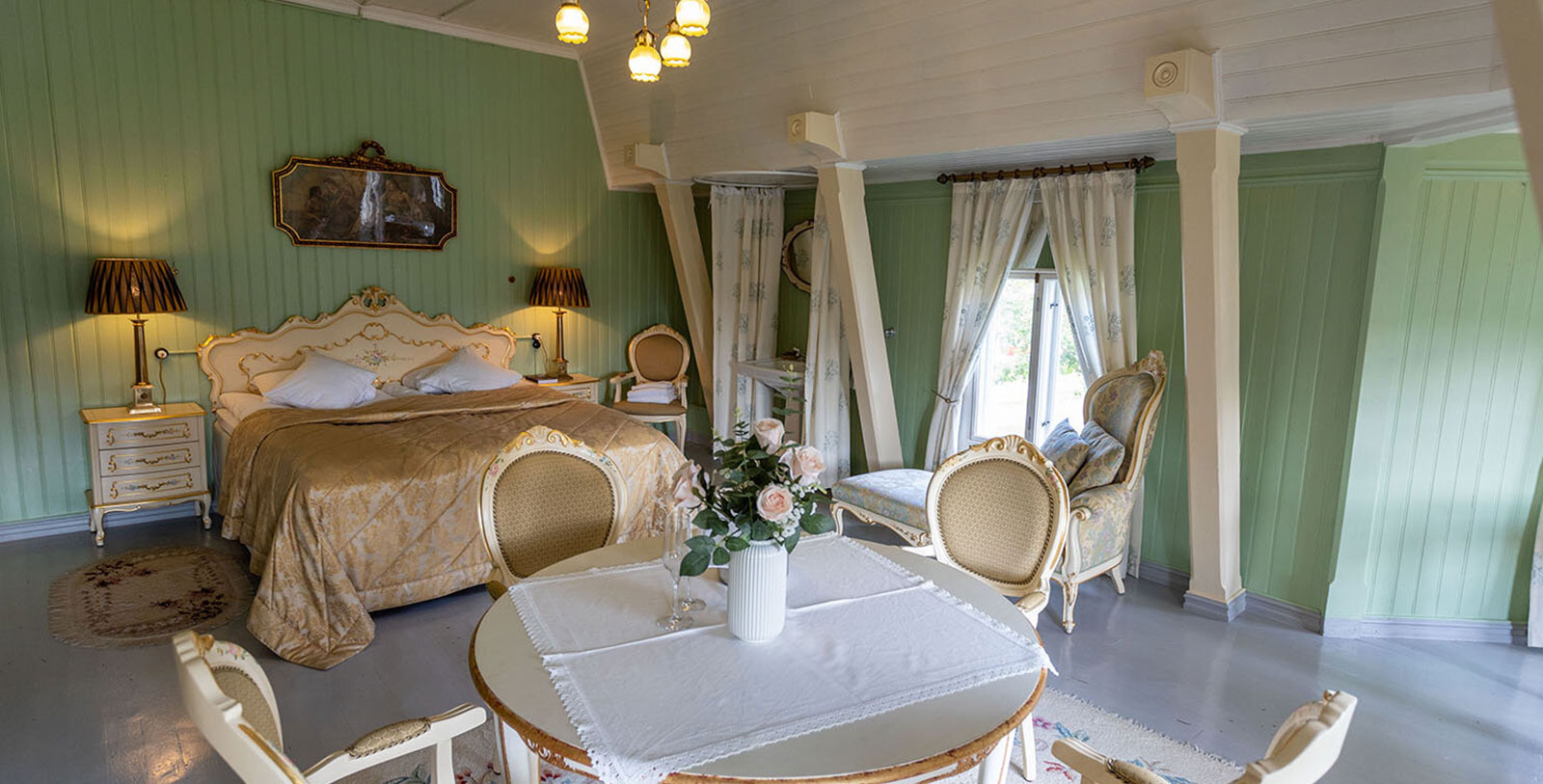 Image of guestroom Bårdshaug Herregård, 1890, Member of Historic Hotels Worldwide, in Orkanger, Norway, Accommodations