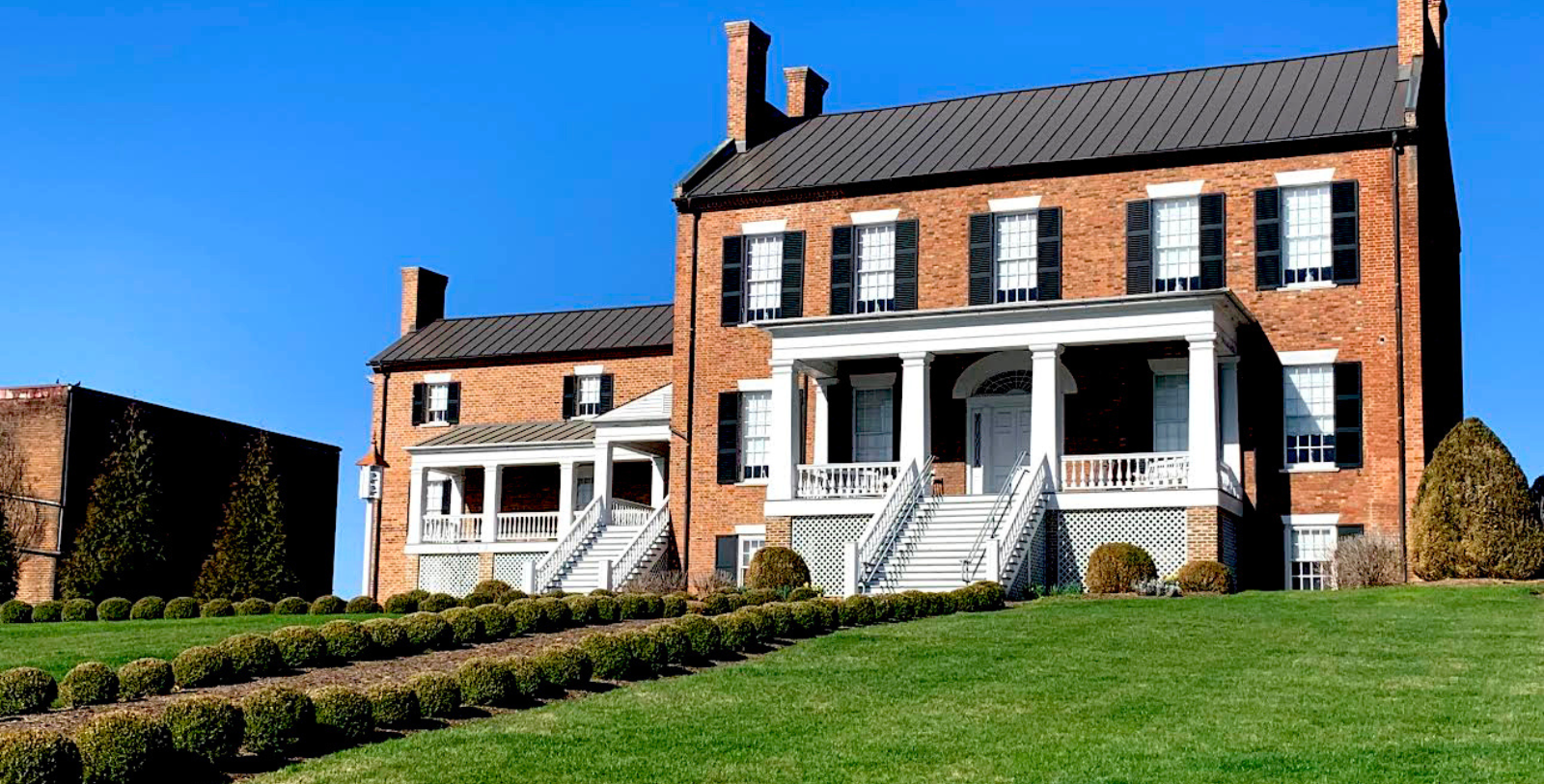 Experience a tour of the Dickson-Williams Mansion.