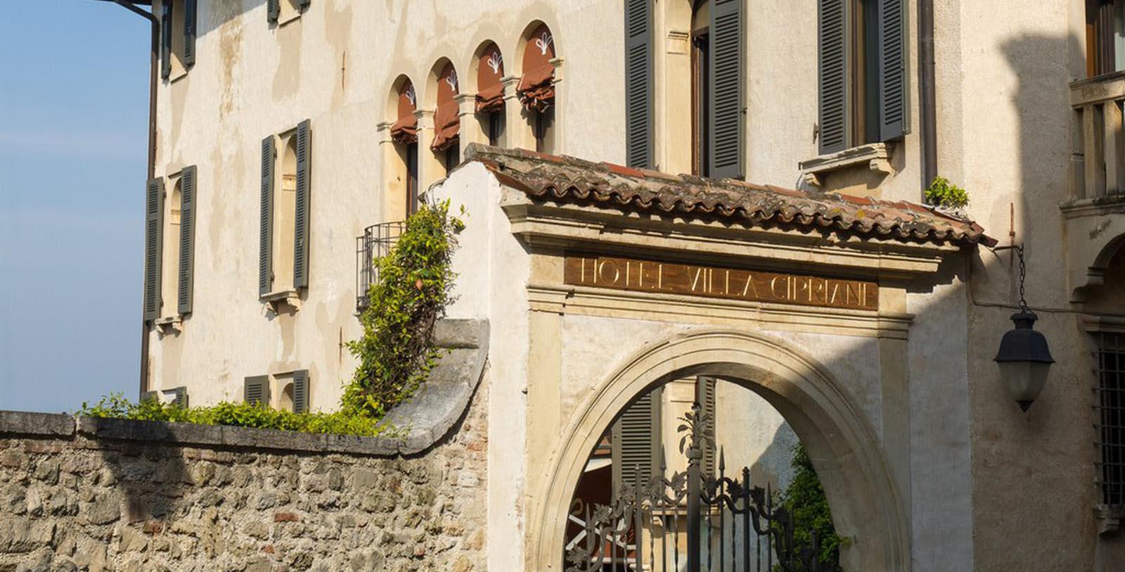 Experience the Museo Civico di Asolo.