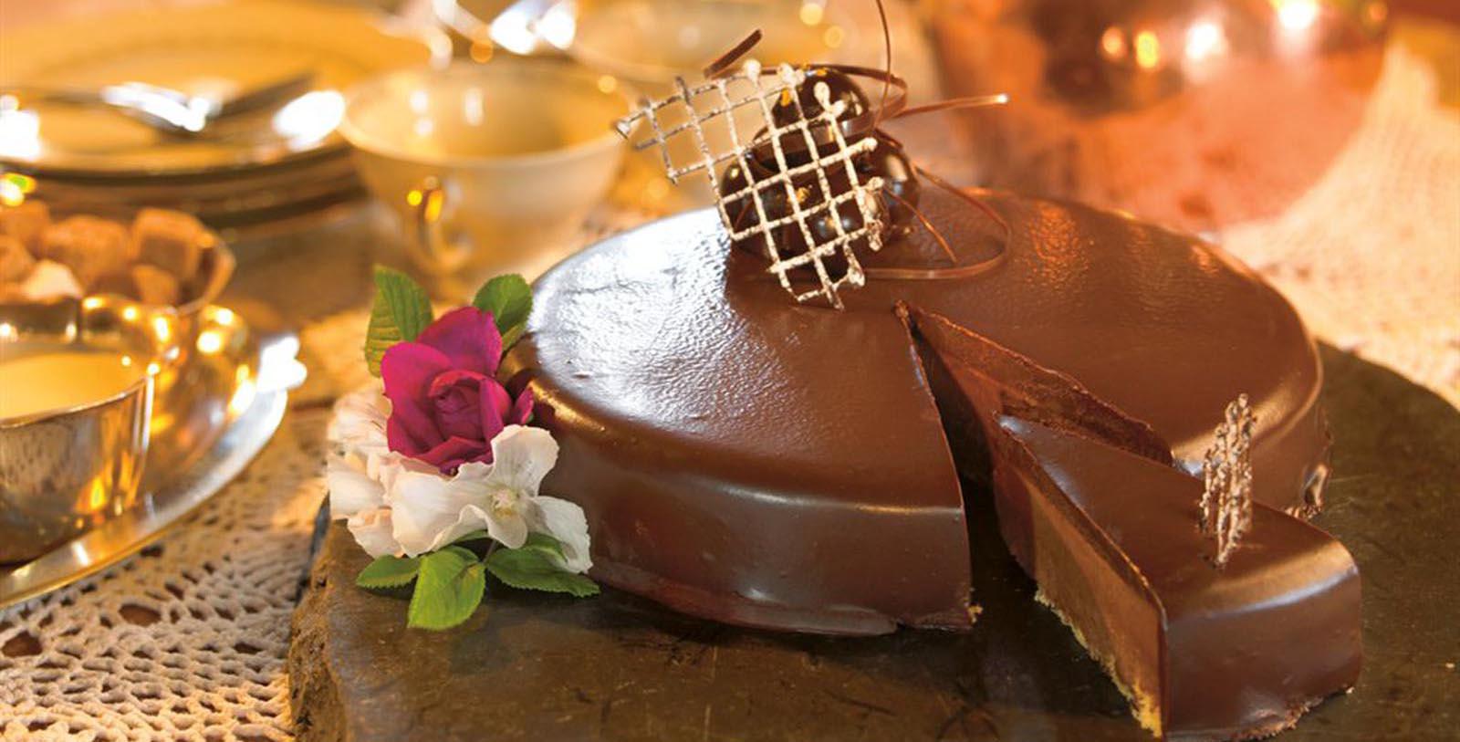 Taste some delicious Norwegian sweets at Fossheim Turisthotell.