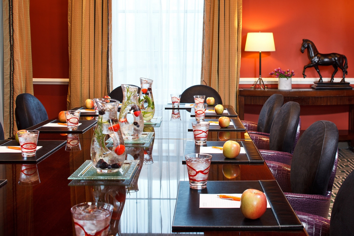 Tokyo Boardroom