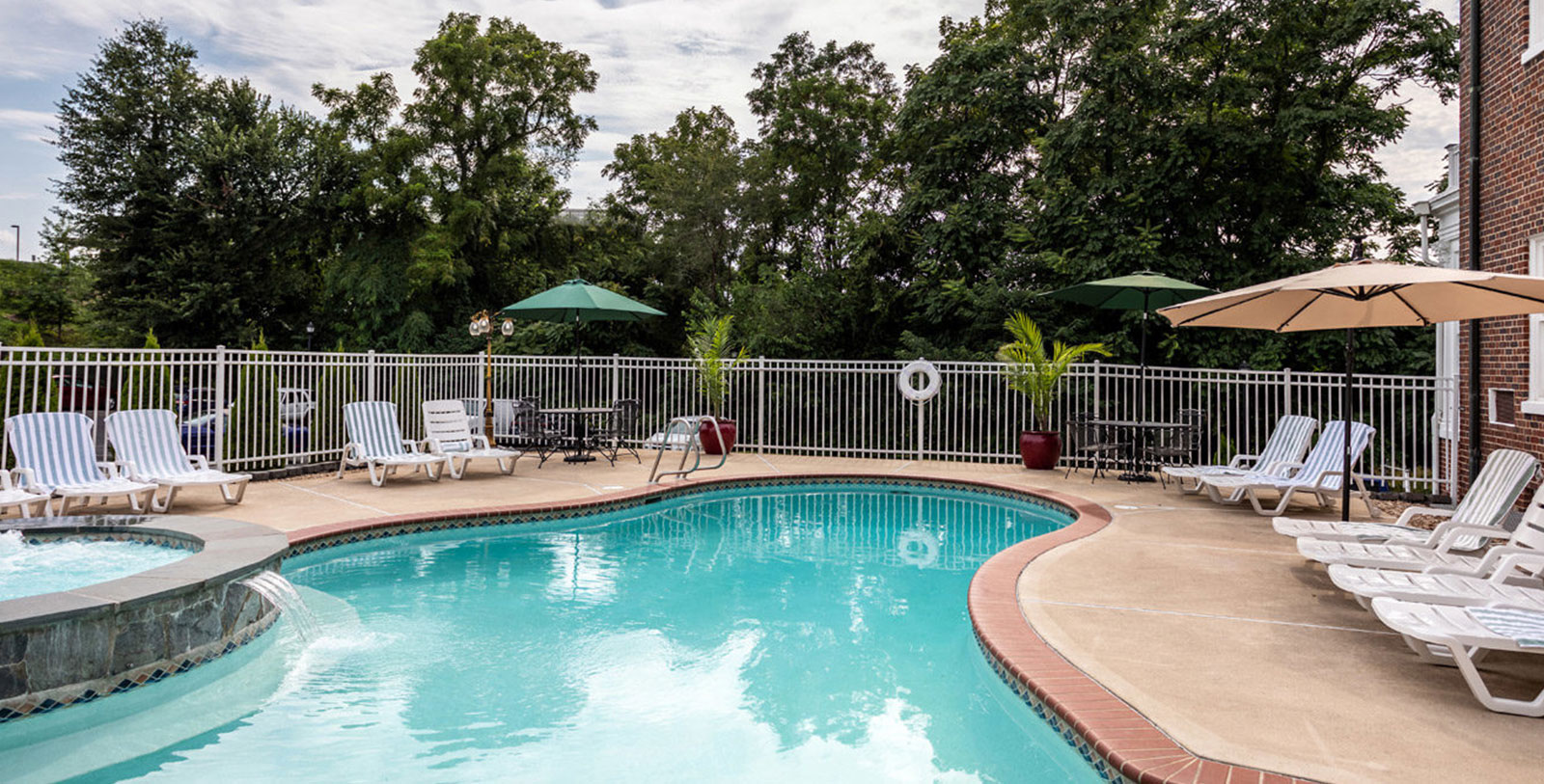 Image of Hotel Pool, The Mimslyn Inn, 1931, Member of Historic Hotels of America, in Luray, Virginia, Spa