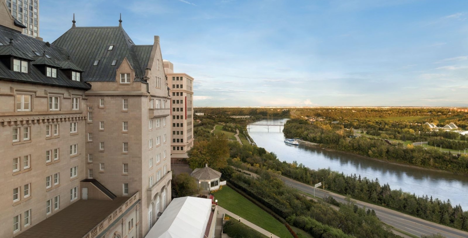 Image of hotel exterior Fairmont Hotel Macdonald, 1915, Member of Historic Hotels Worldwide, in Edmonton, Canada, Overview
