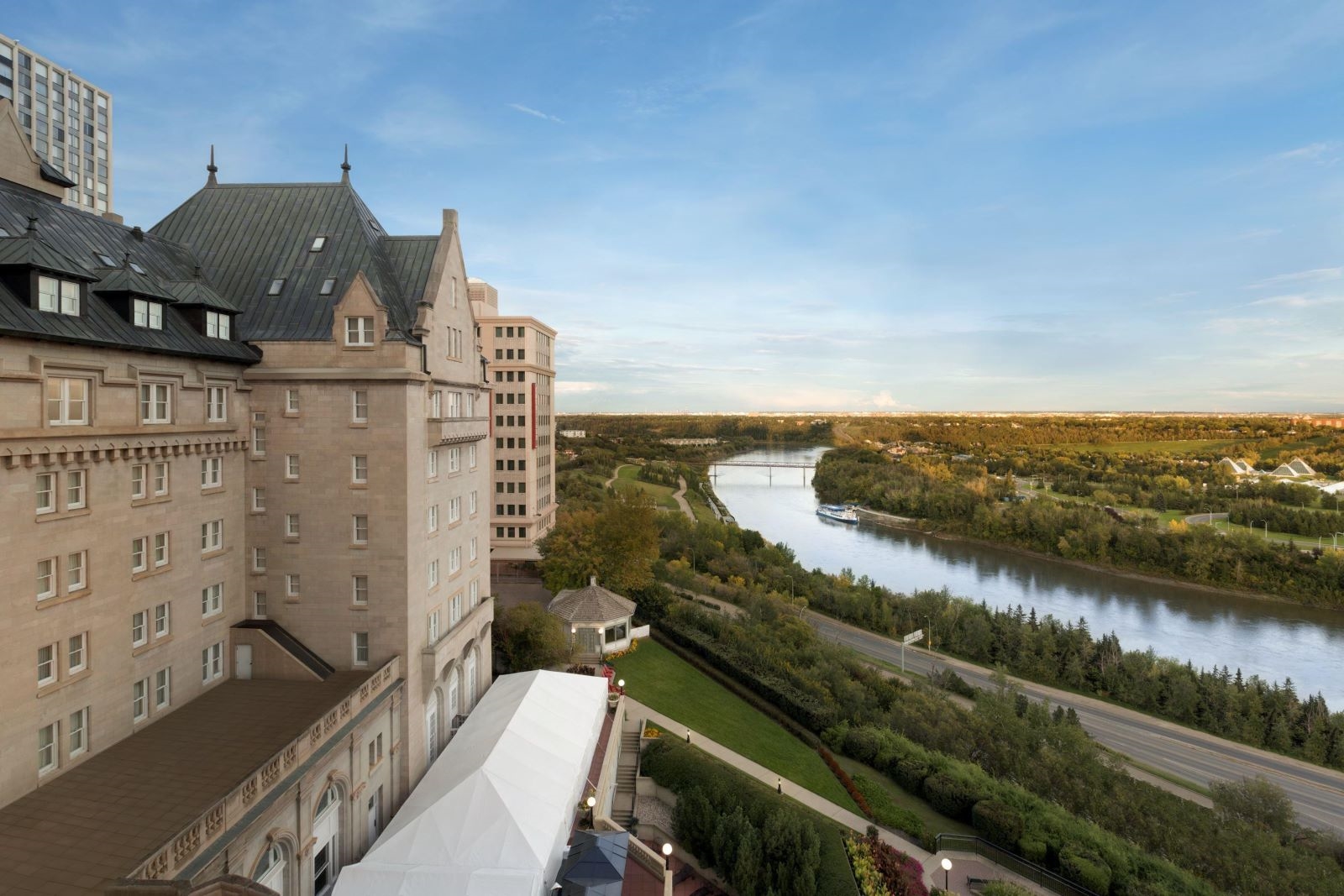 Image of Exterior, Fairmont Hotel Macdonald, 1915, Member of Historic Hotels Worldwide, Edmonton, Alberta