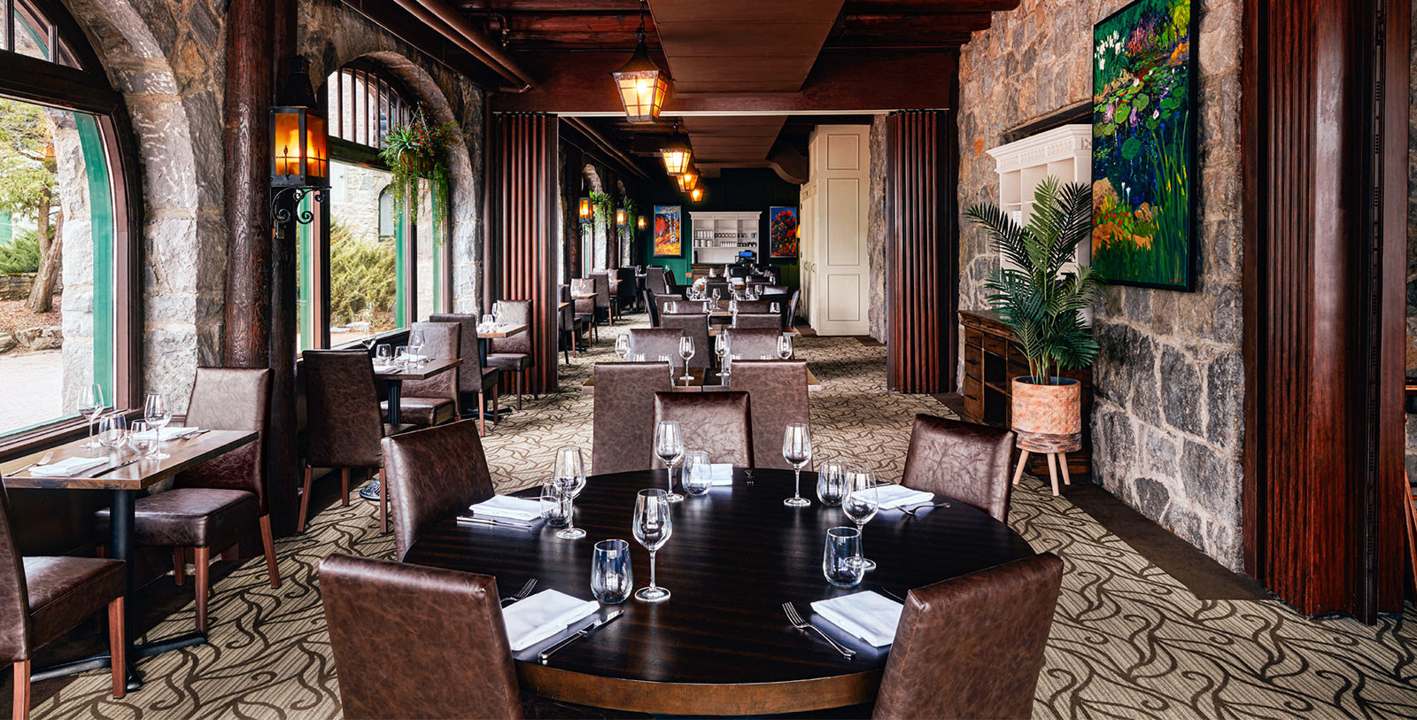 Image of Aux Chantignoles at Fairmont Le Chateau Montebello