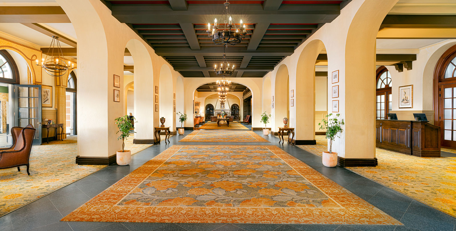 Experience hours of entertainment at the Casino de Charlevoix.