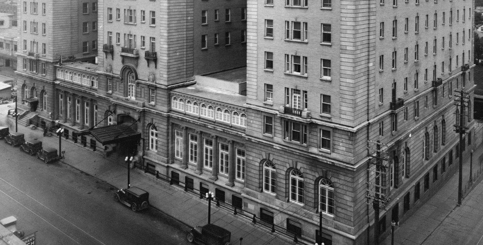 Discover the Fairmont’s Palliser’s breathtaking Heraldic Badge.
